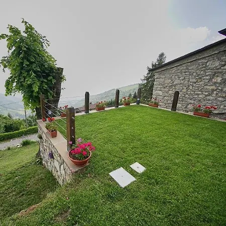 לינה וארוחת בוקר Callort 3*