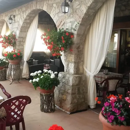 Callort לינה וארוחת בוקר Adrara San Rocco