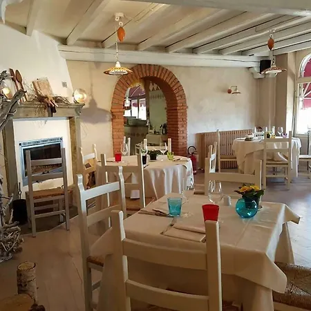 Callort לינה וארוחת בוקר 3*