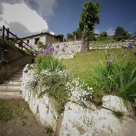 Callort Bed & Breakfast Adrara San Rocco