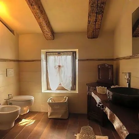 Callort 3* Adrara San Rocco